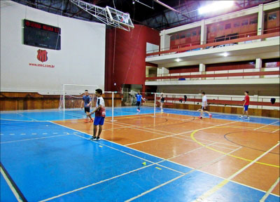 Badminton